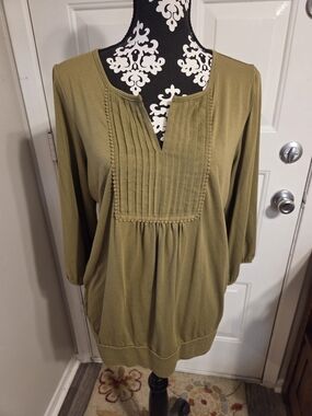 LOFT Olive Green Pintuck Long Sleeve Tunic